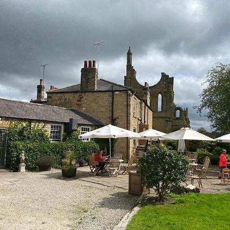Byland Abbey Inn Coxwold Buitenkant foto