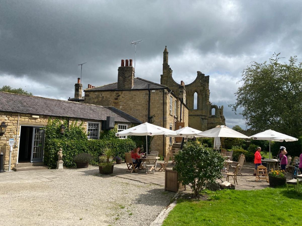 Byland Abbey Inn Coxwold Buitenkant foto